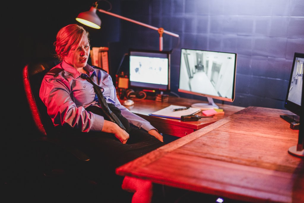 donttouchtheartSTILLSkirstenmcternan-348