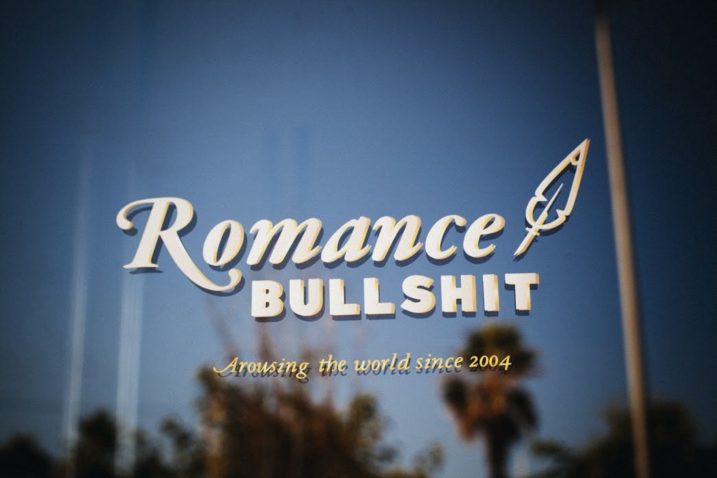 hot-movie-romance-bullshit07