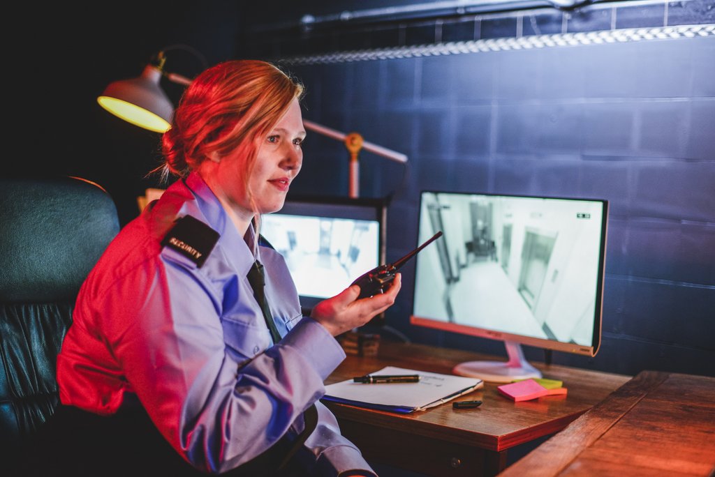 donttouchtheartSTILLSkirstenmcternan-324