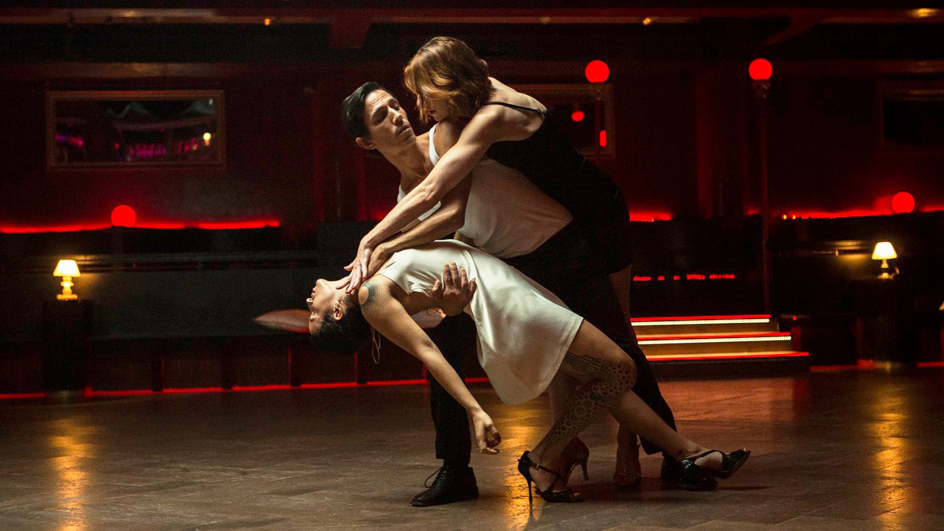 Trailer It Takes Three To Tango