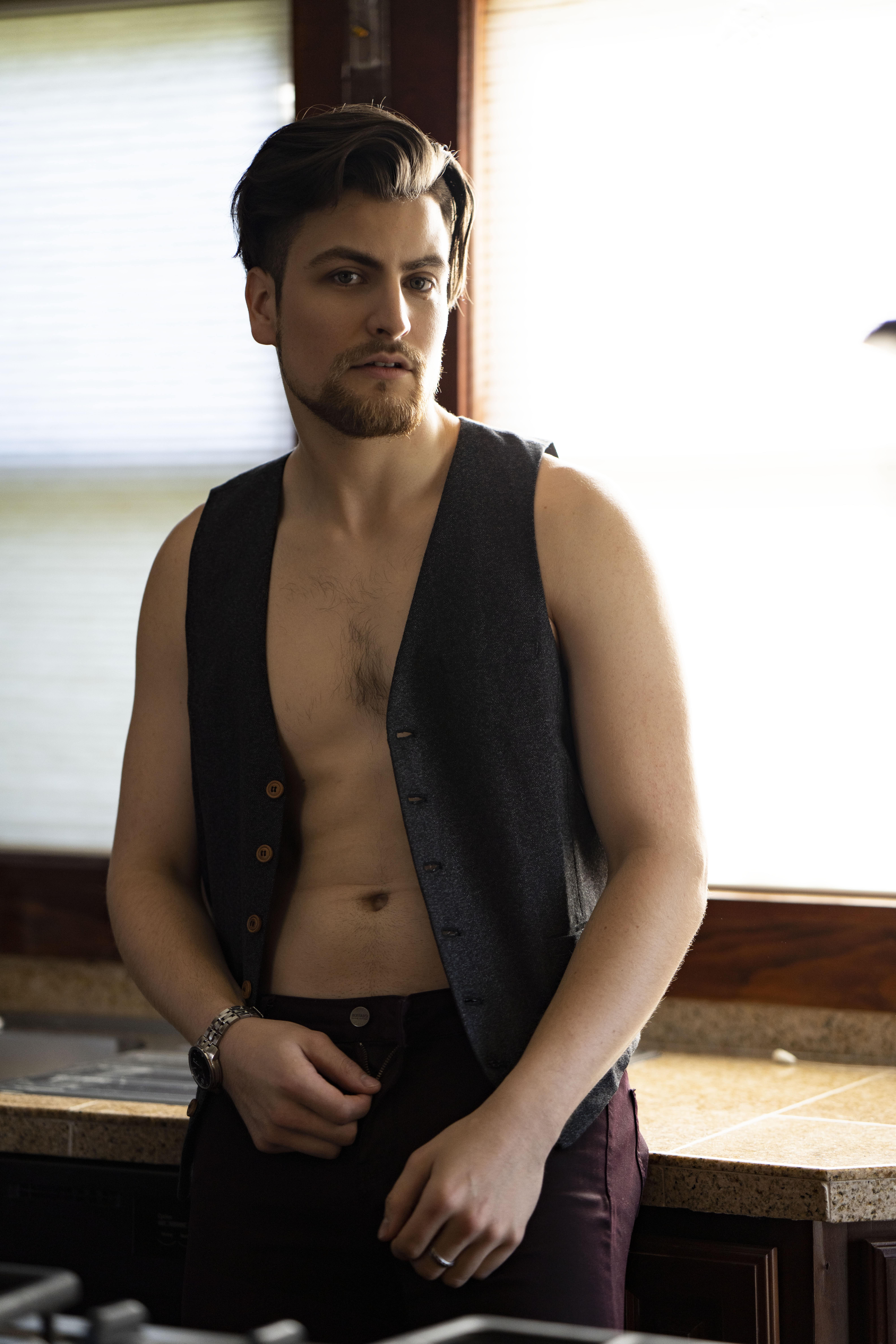 MatiasHeadshot_LR3-min