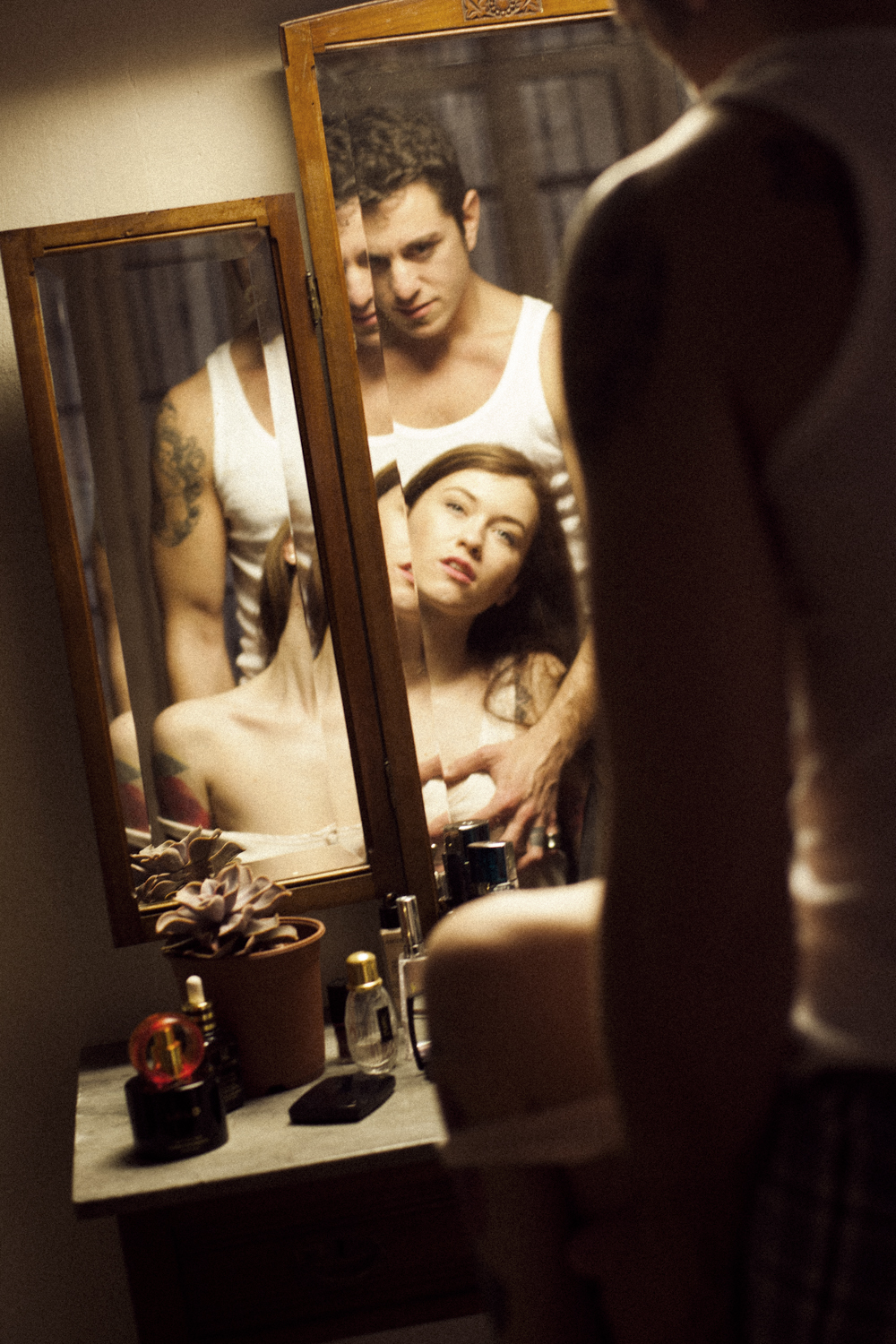 hot-movie-dude-lady20